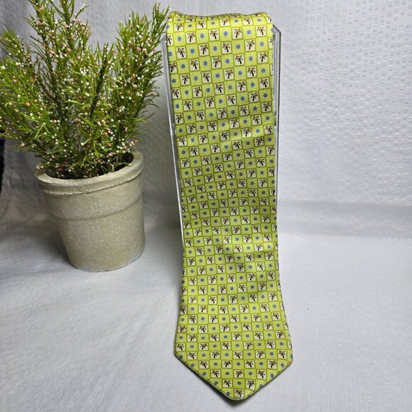 TOMMY HILFIGER 100% SILK TIE, MENS,  APPLE GREEN WITH PALM TREES EUC - Picture 1 of 6